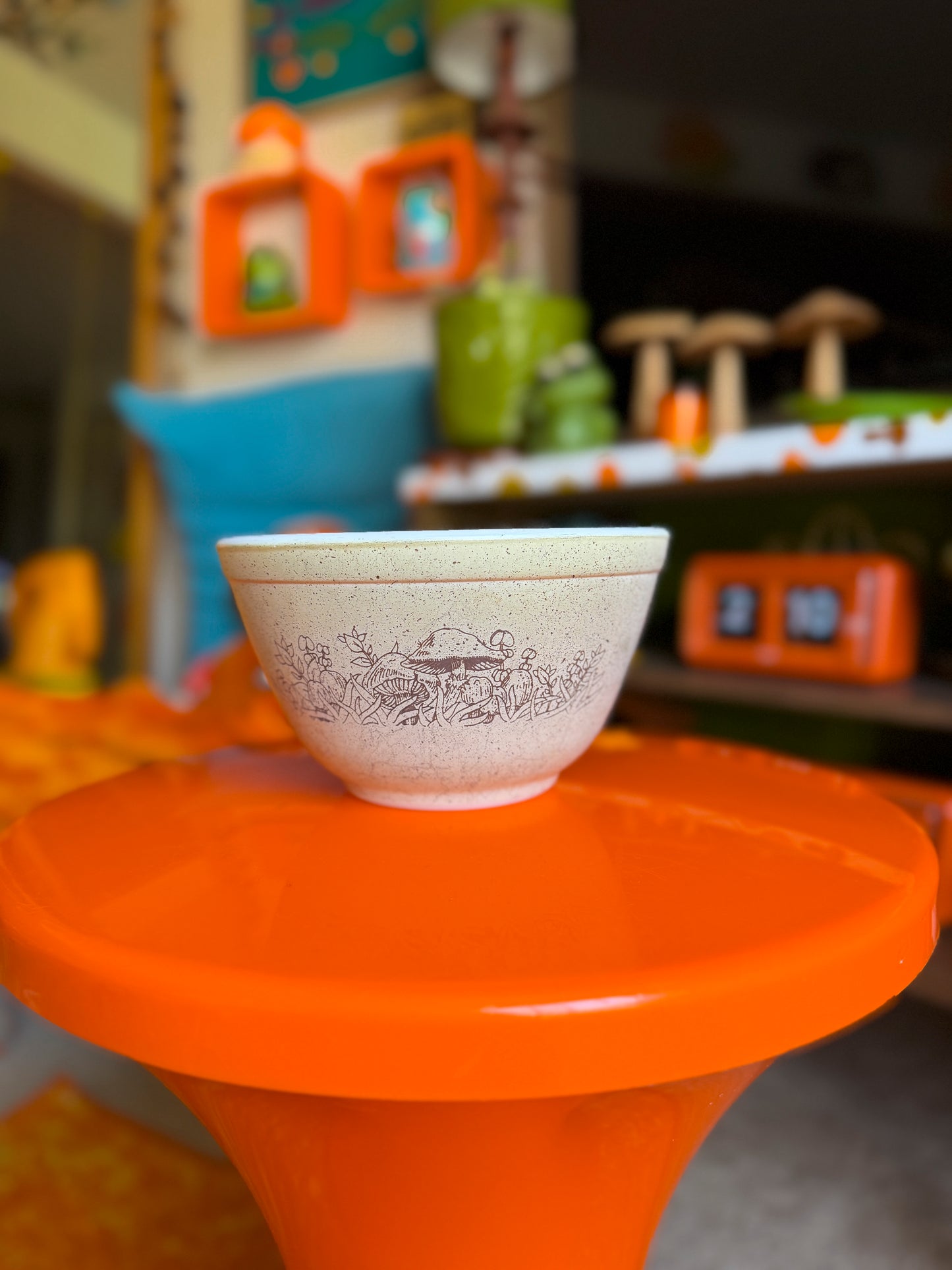 Vintage Pyrex Forest Fancies (Mushroom) 401 Mixing Bowl